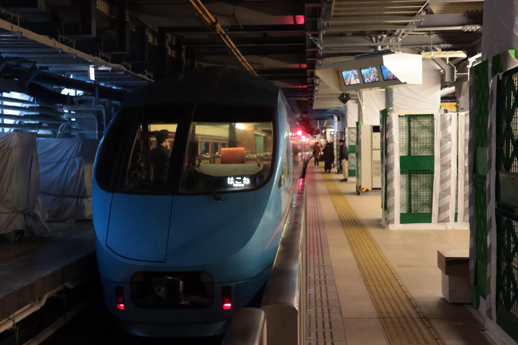 小田急新宿駅