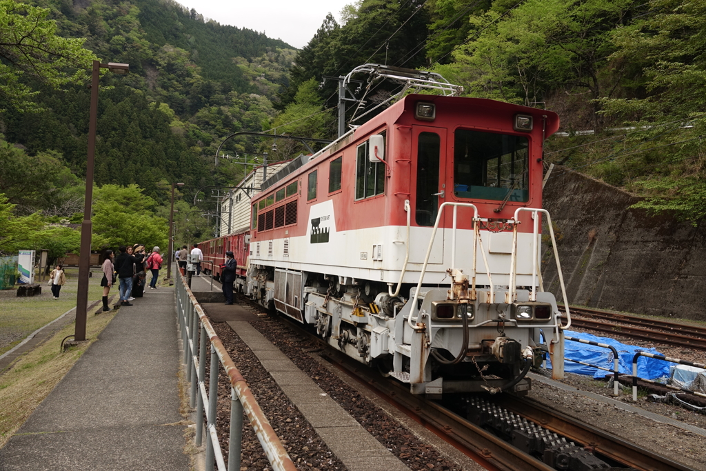 アプト式電気機関車