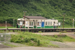 只見駅