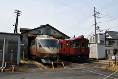 西舞鶴駅の検車区に停車中のタンゴエクスプローラーとあかまつ号