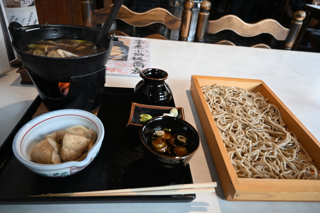 山寺駅付近のお蕎麦屋さんにて昼食