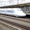 浜松駅に進入するN700系