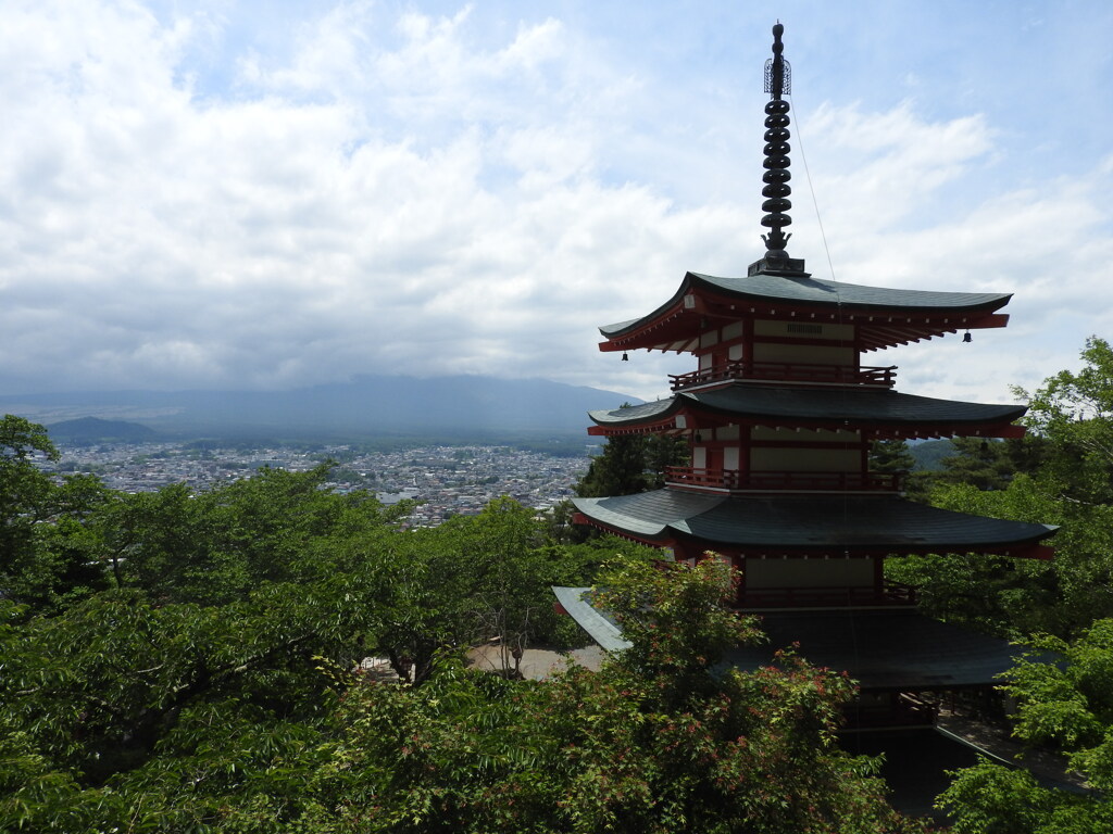 残念ながら富士山は見えませんでした(-_-;)