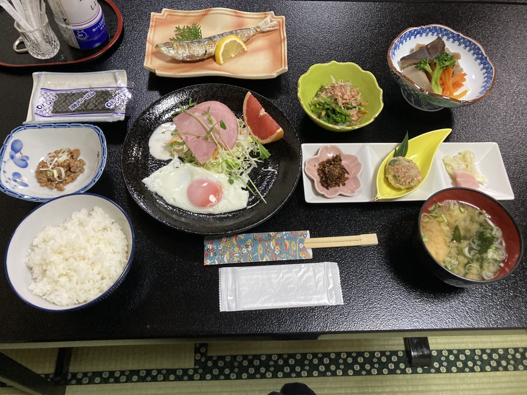 朝食