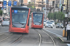 車内の後ろ座席から路面電車を撮影！