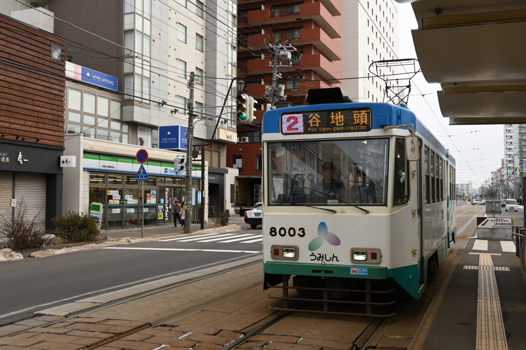 函館駅前に到着！