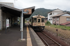 岩滝口駅に到着！