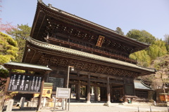 身延山久遠寺　三門