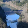 第一只見川橋梁を渡るキハE120形