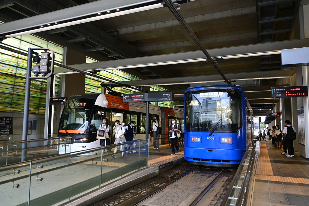 富山地方鉄道の富山駅