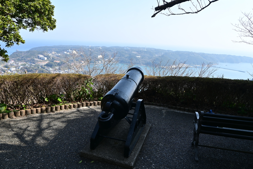 寝姿山の鉄砲