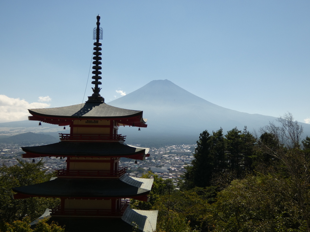 下吉田駅の富士浅間神社より富士山を眺望！