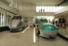 E5系新幹線と400系新幹線