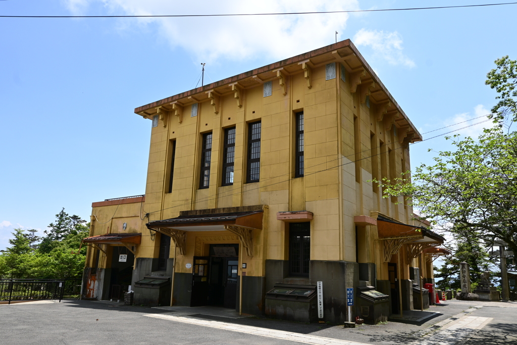 ケーブル延暦寺駅舎