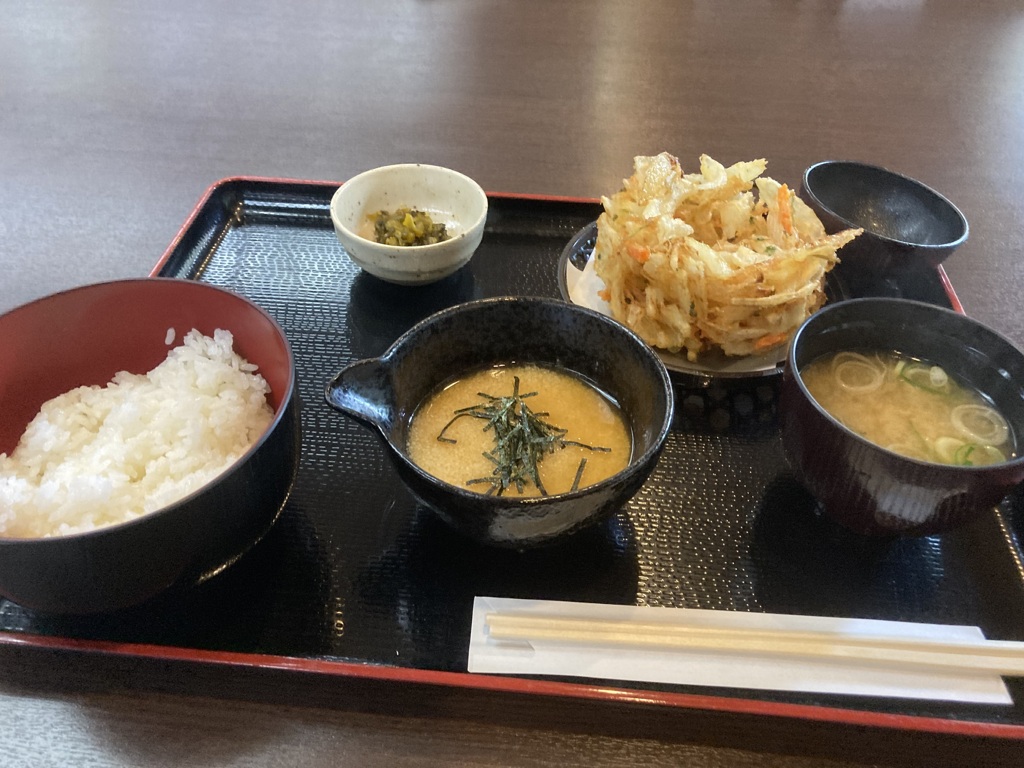 温泉後の昼食