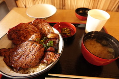 豚みそ丼（並）