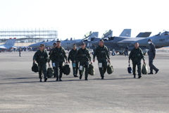 演技後のパイロット達