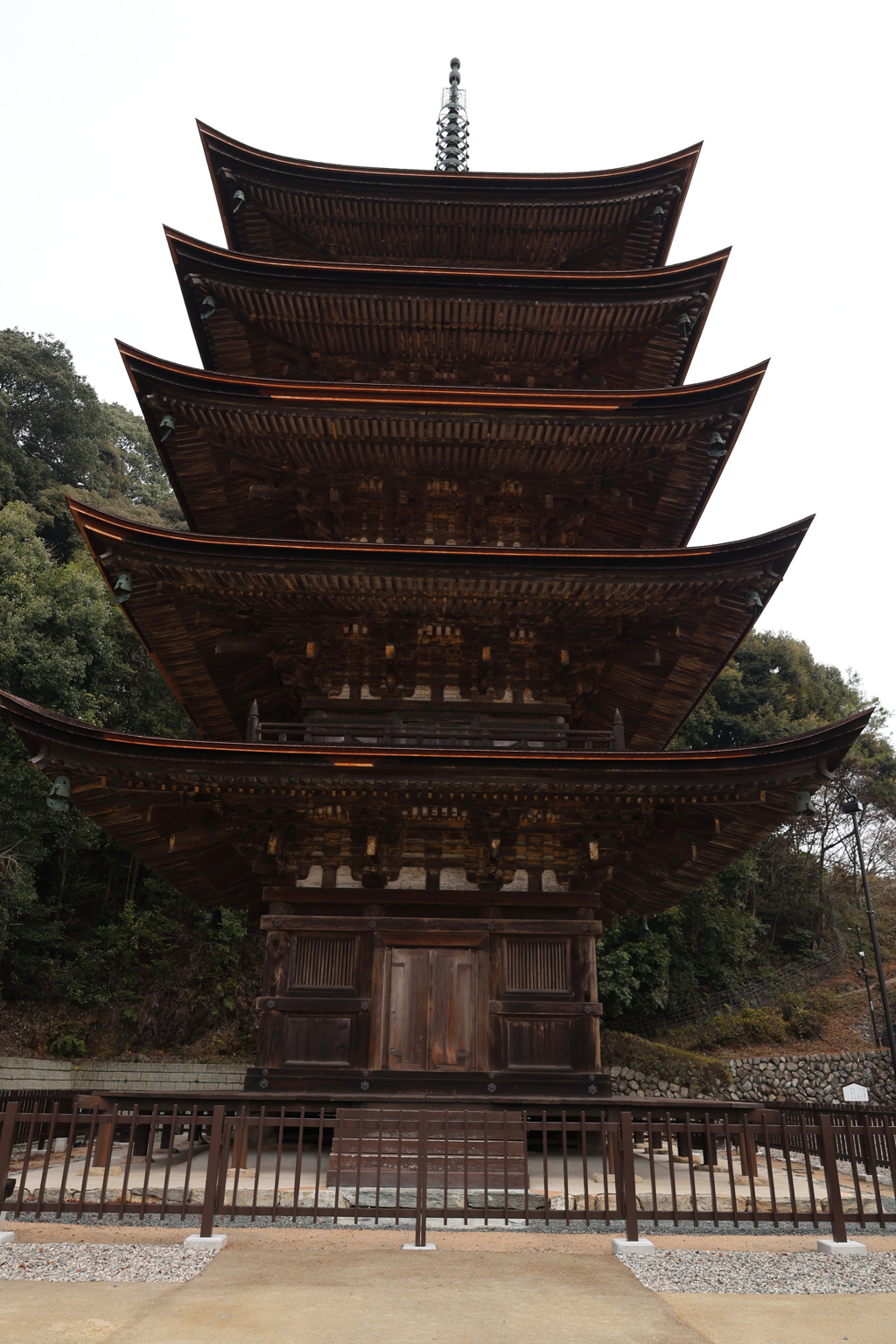 修繕後の五重塔