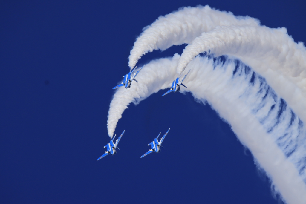 築城基地航空祭ブルーインパルス曲技飛行3