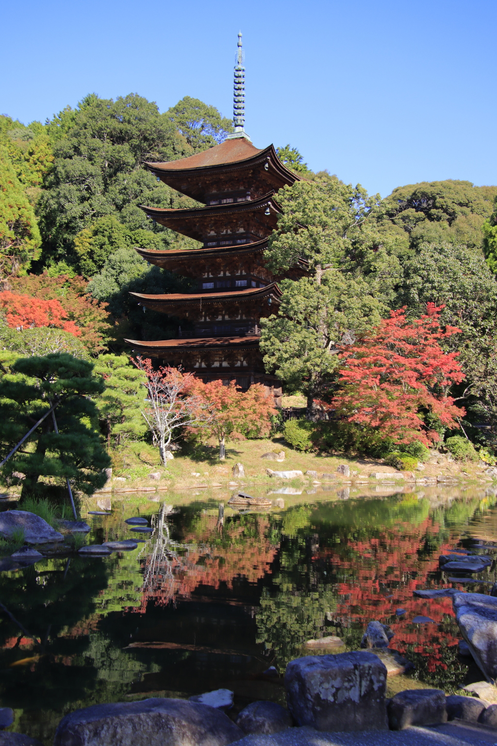 瑠璃光寺五重塔