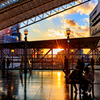 夕暮れの大阪駅