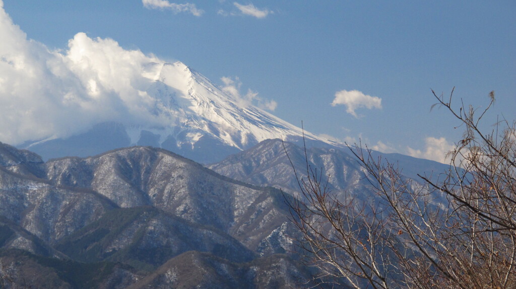 秀麗富嶽：倉岳山