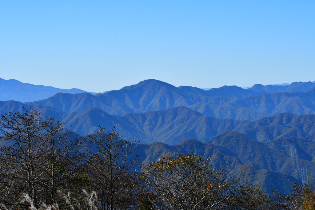 御坂の山並み