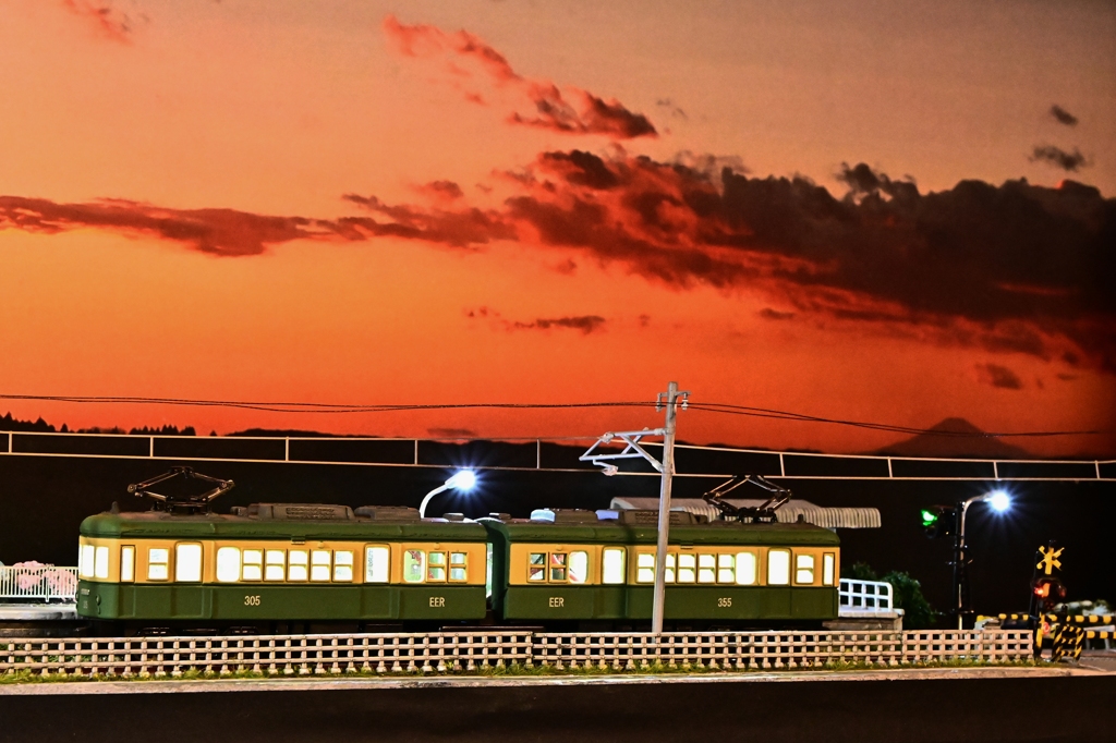 江ノ電のある夕景