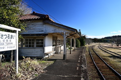 ローカルな駅