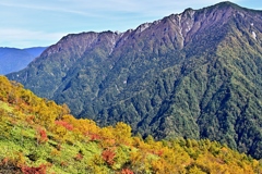 霞沢岳と紅葉 2