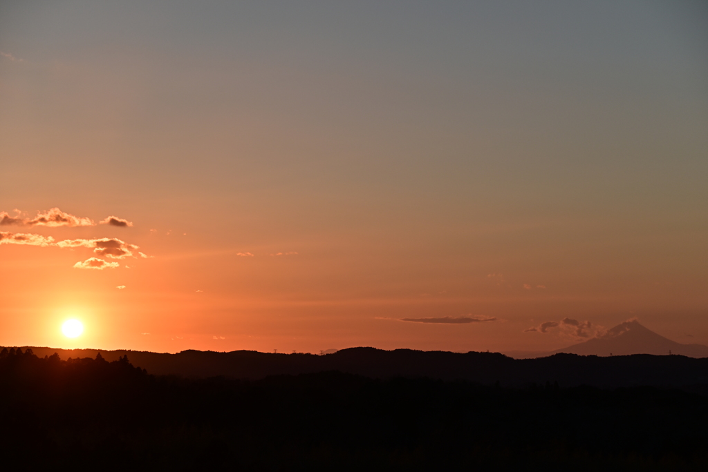 夕陽に富士