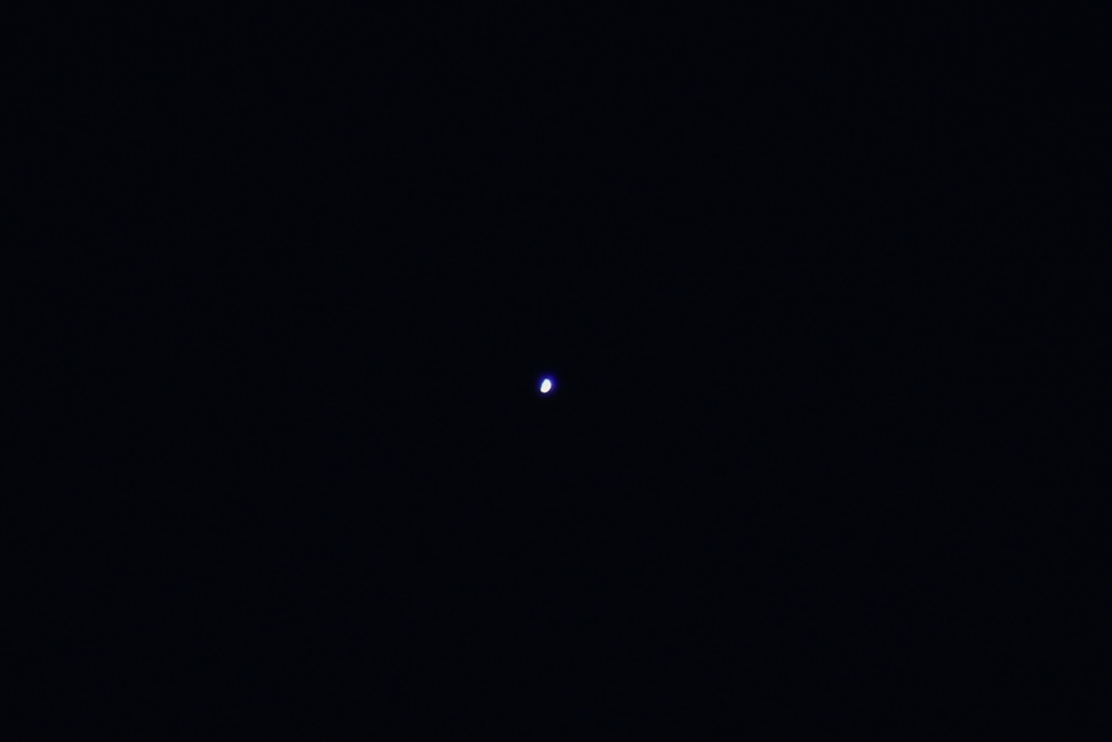 D80mm 屈折鏡筒の直接焦点で撮影した金星(10/10)