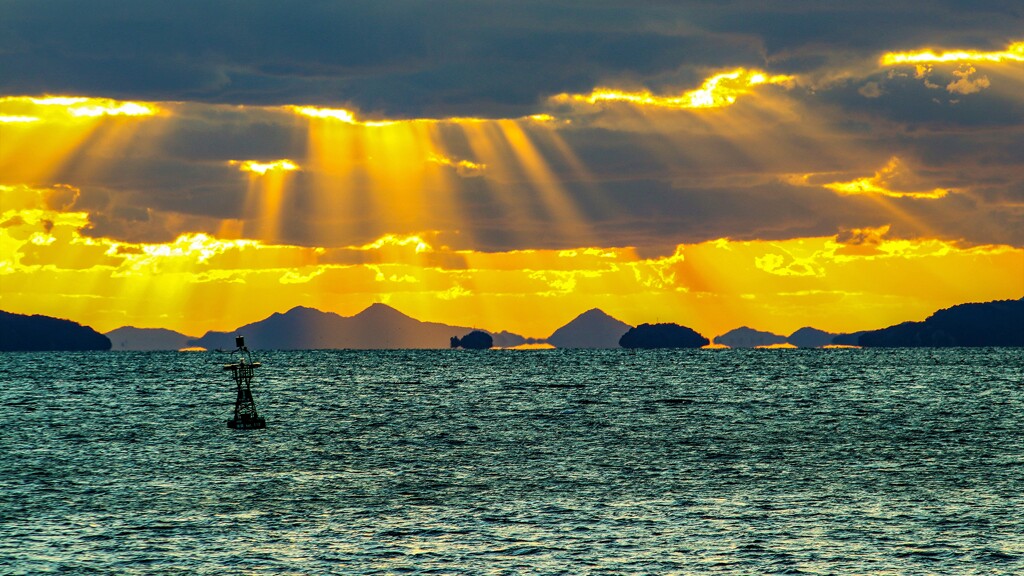 光芒と浮島