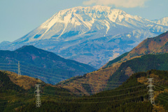 雨上がりの峠から見た伯耆大山