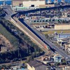 Ｓ字線路を走る旅客列車（水島臨海鉄道）