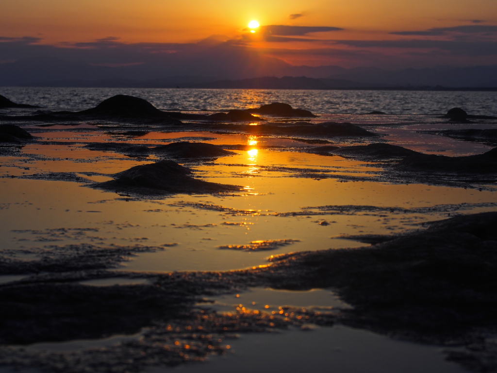 沈みゆく夕日