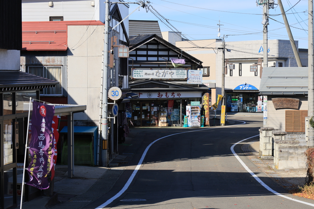 西馬音内の通り