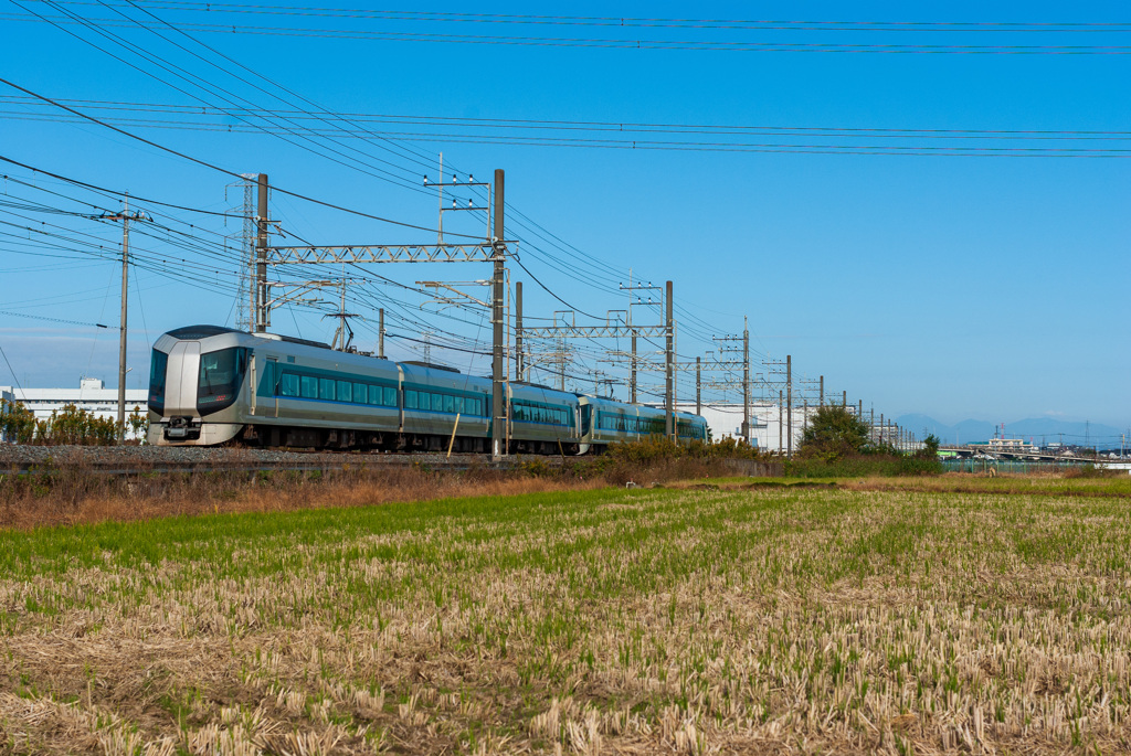 お写ん歩(32)-1（晴れ×電車）