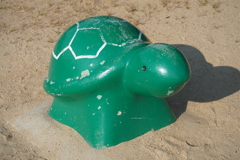 カメの遊具