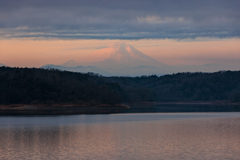 薄っすら富士山
