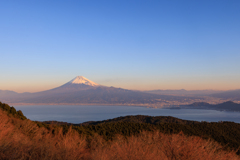 だるま山高原より 駿河湾と富士山