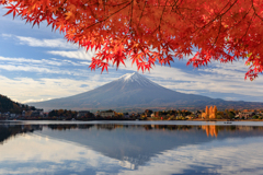 産屋ヶ崎 陽が当たり始める