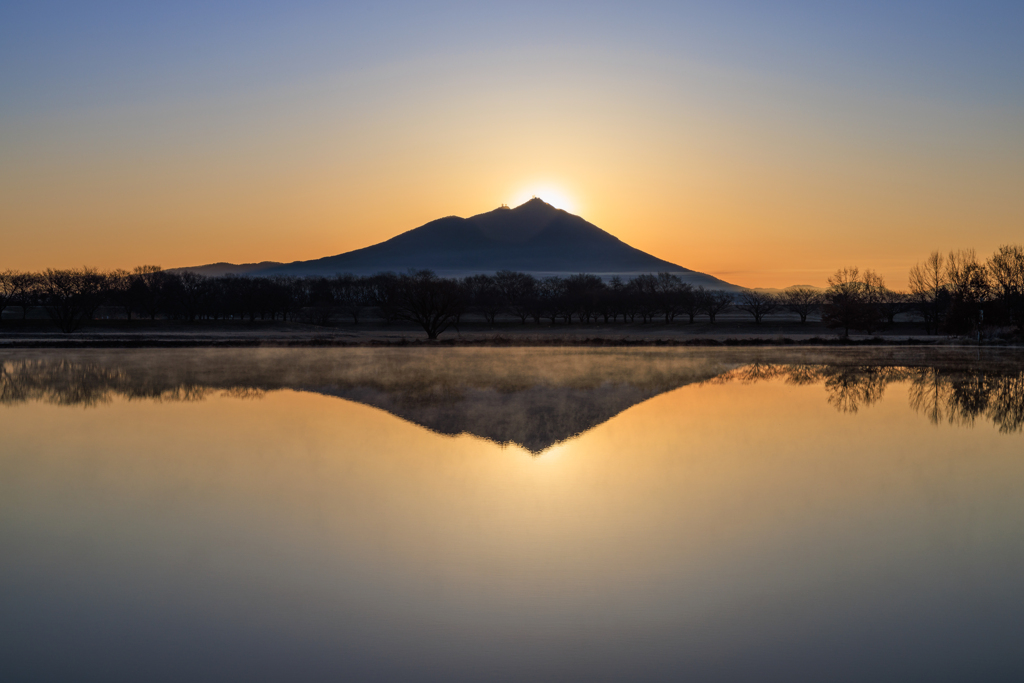 そろそろお目見え 筑波山