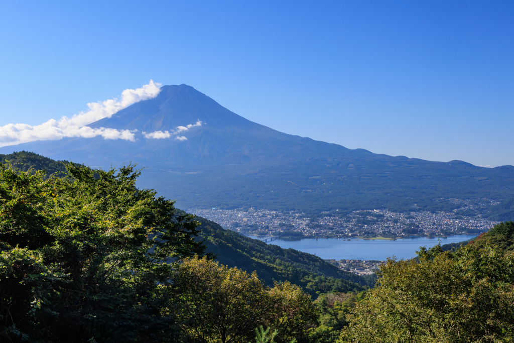 御坂峠より 富士山と河口湖