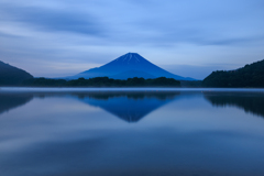 精進湖 夜明け 長秒で