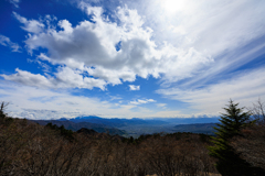 遠くに富士山