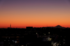 屋上より 富士とスカイツリー