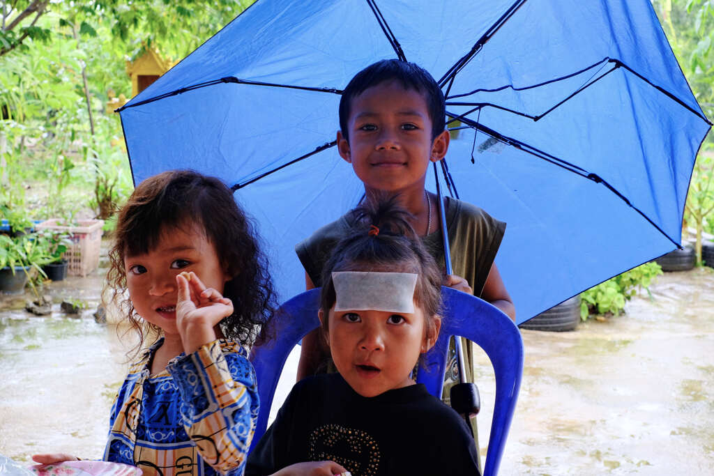 父親の居ない子供達