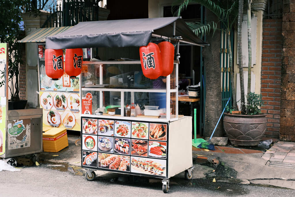 へい、いらっしゃい