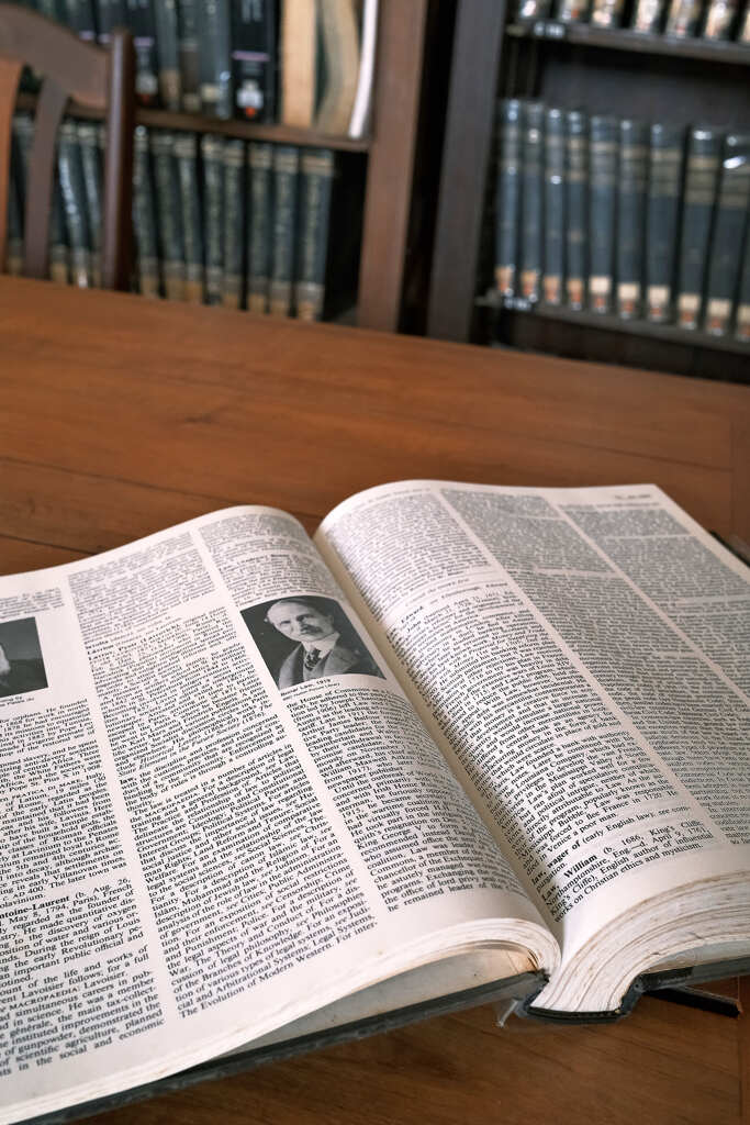 ブリタニカ　国立図書館